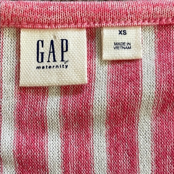 GAP maternity Pink White Striped V-Neck Top small - Picture 2 of 4